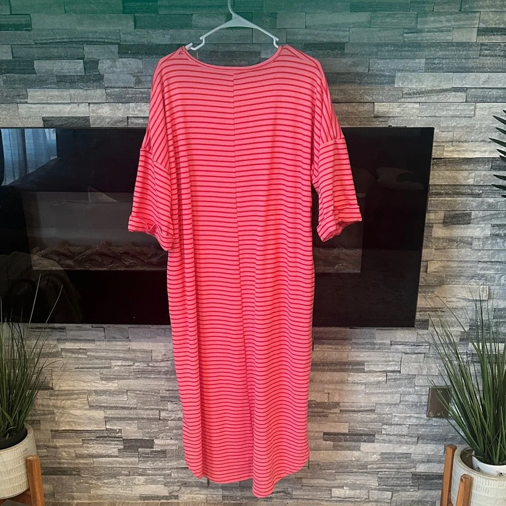 Pink Striped Maxi Dress with Pockets - Casual Women’s Dress